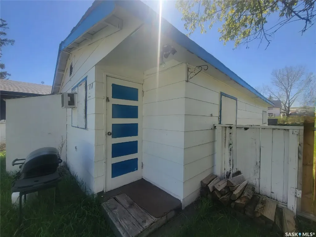 1010 Sylvan Street Cochin SK S0M 0L0