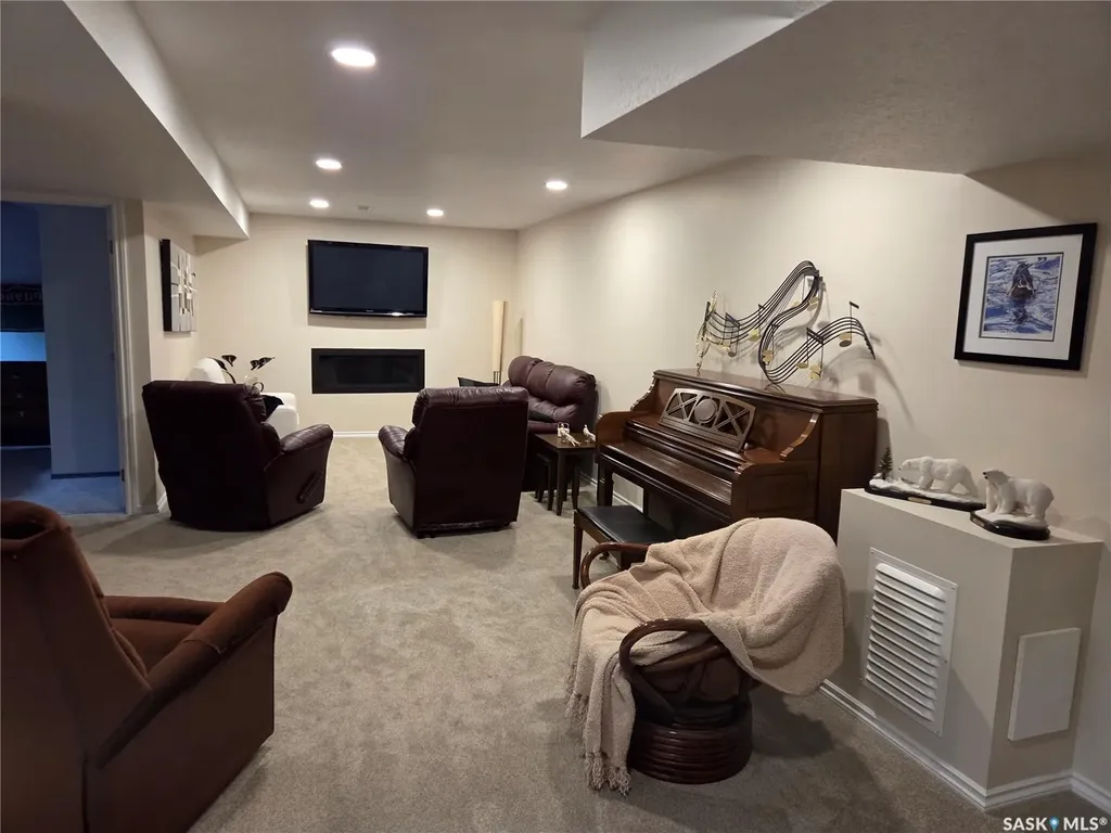 754 Golburn Crescent Tisdale SK S0E 1T0
