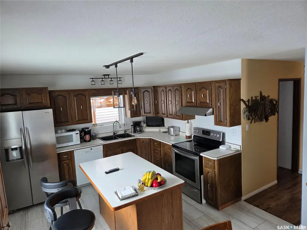 754 Golburn Crescent Tisdale SK S0E 1T0