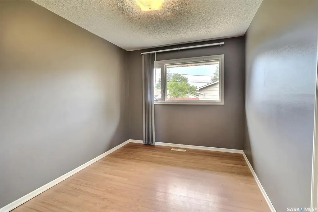 1834 Bond Street Regina SK S4N 1X9
