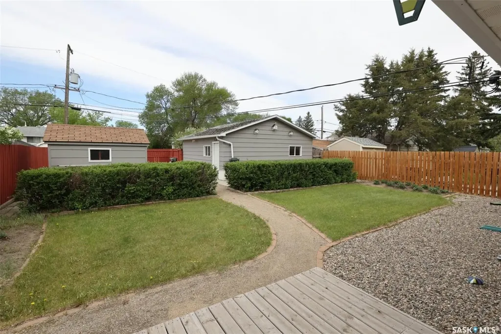 1834 Bond Street Regina SK S4N 1X9