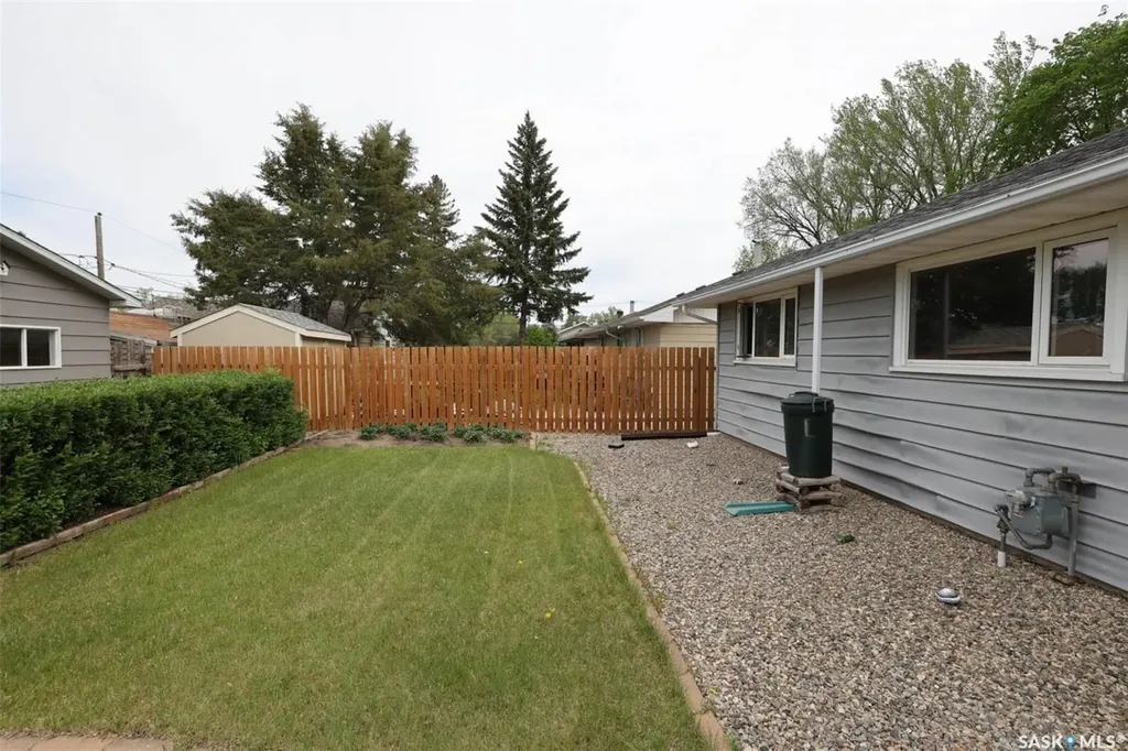 1834 Bond Street Regina SK S4N 1X9