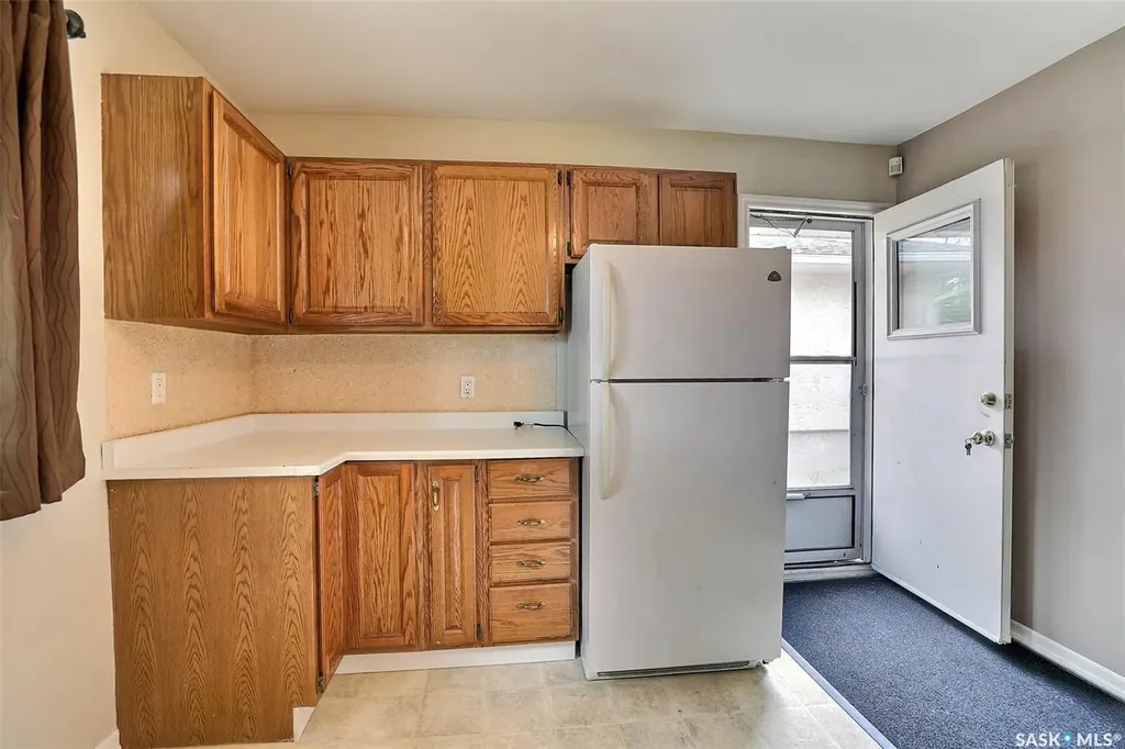 1834 Bond Street Regina SK S4N 1X9