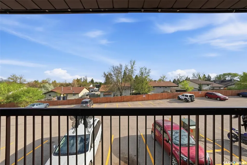 345 Kingsmere Boulevard Saskatoon SK S7J 4J6
