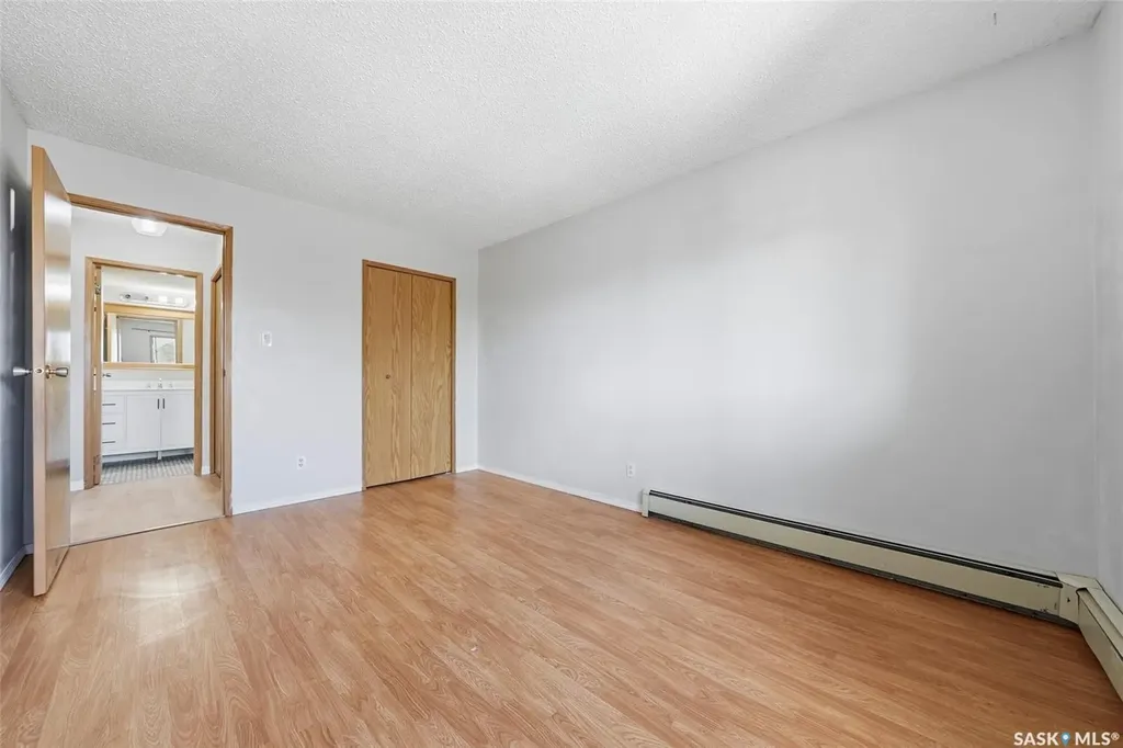 345 Kingsmere Boulevard Saskatoon SK S7J 4J6