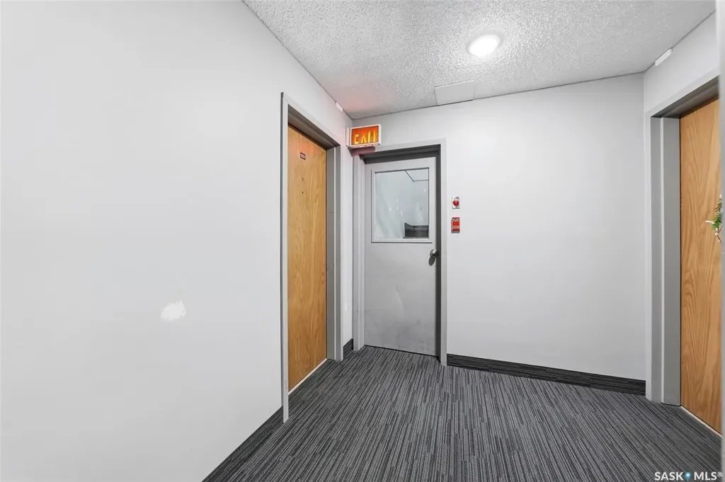 345 Kingsmere Boulevard Saskatoon SK S7J 4J6