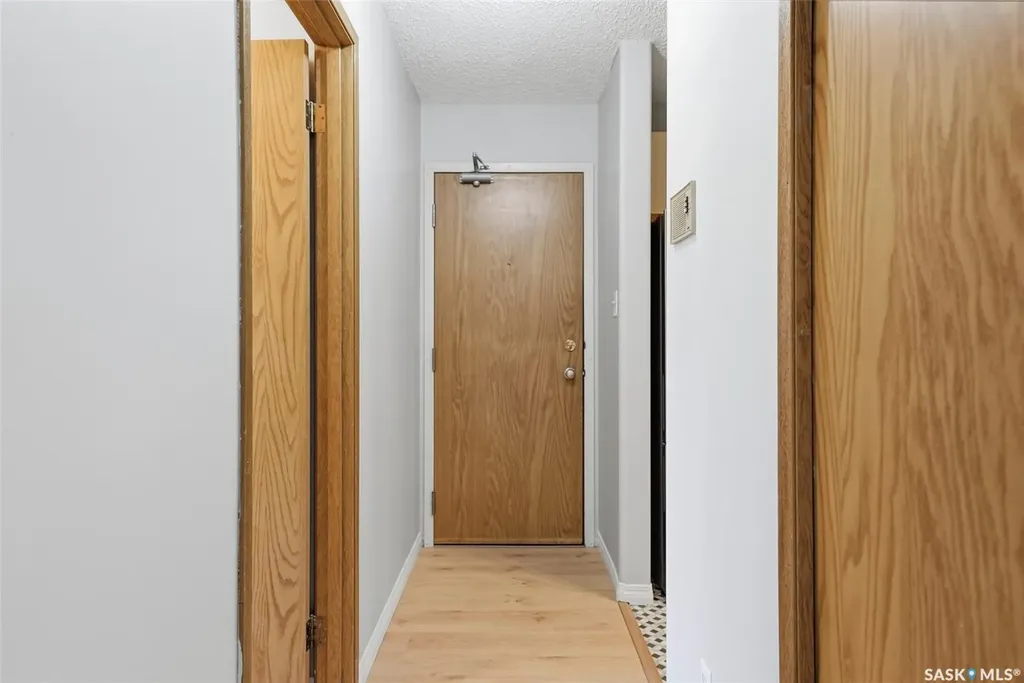 345 Kingsmere Boulevard Saskatoon SK S7J 4J6