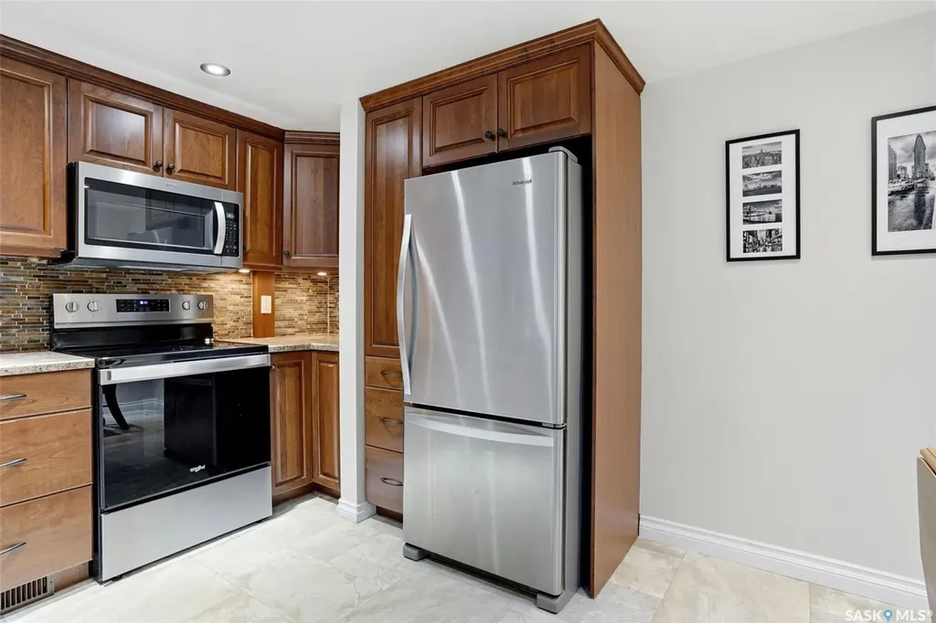 2231 Mcintyre Street Regina SK S4P 2S1