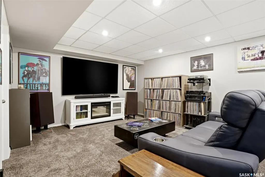 2231 Mcintyre Street Regina SK S4P 2S1