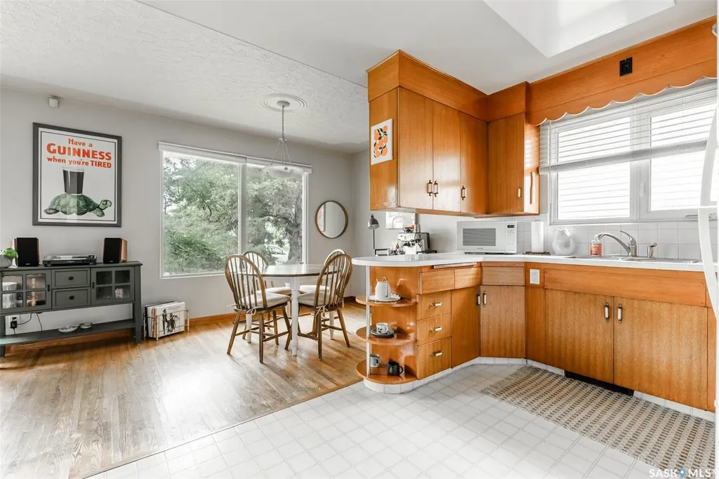 2504 14th Street NE Saskatoon SK S7K 3J8