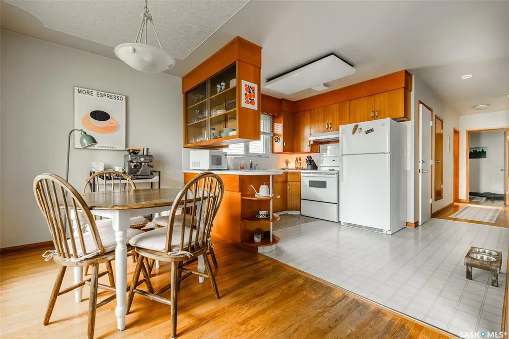2504 14th Street NE Saskatoon SK S7K 3J8
