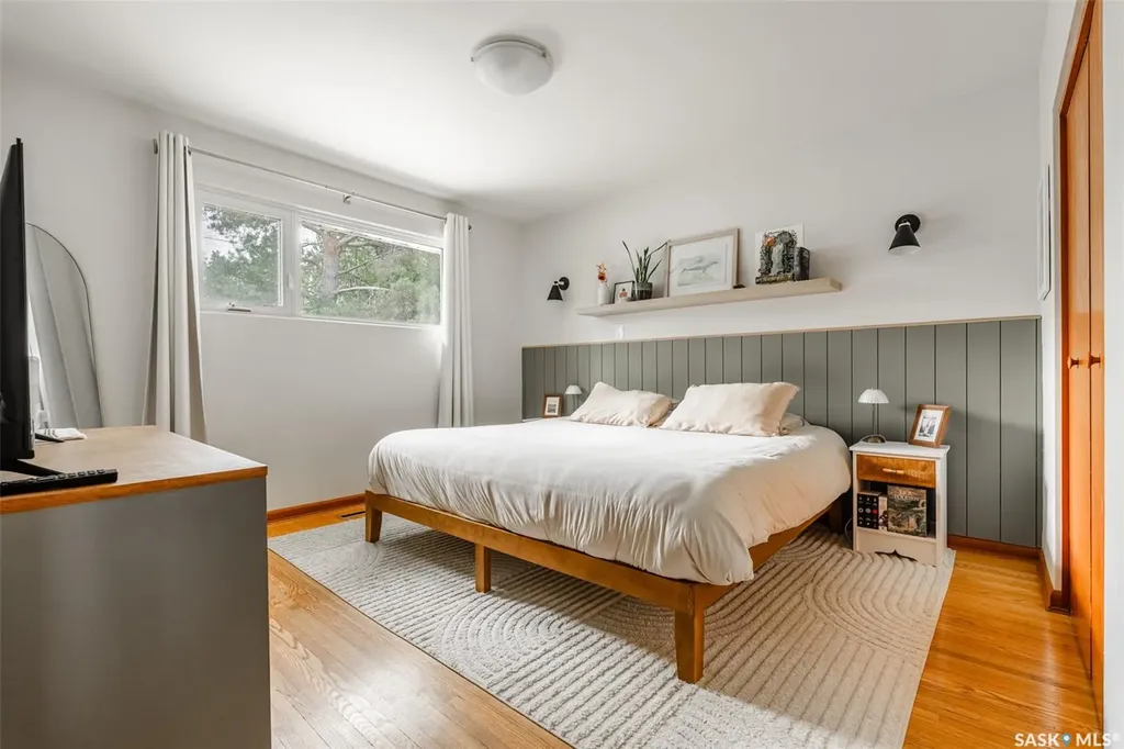 2504 14th Street NE Saskatoon SK S7K 3J8