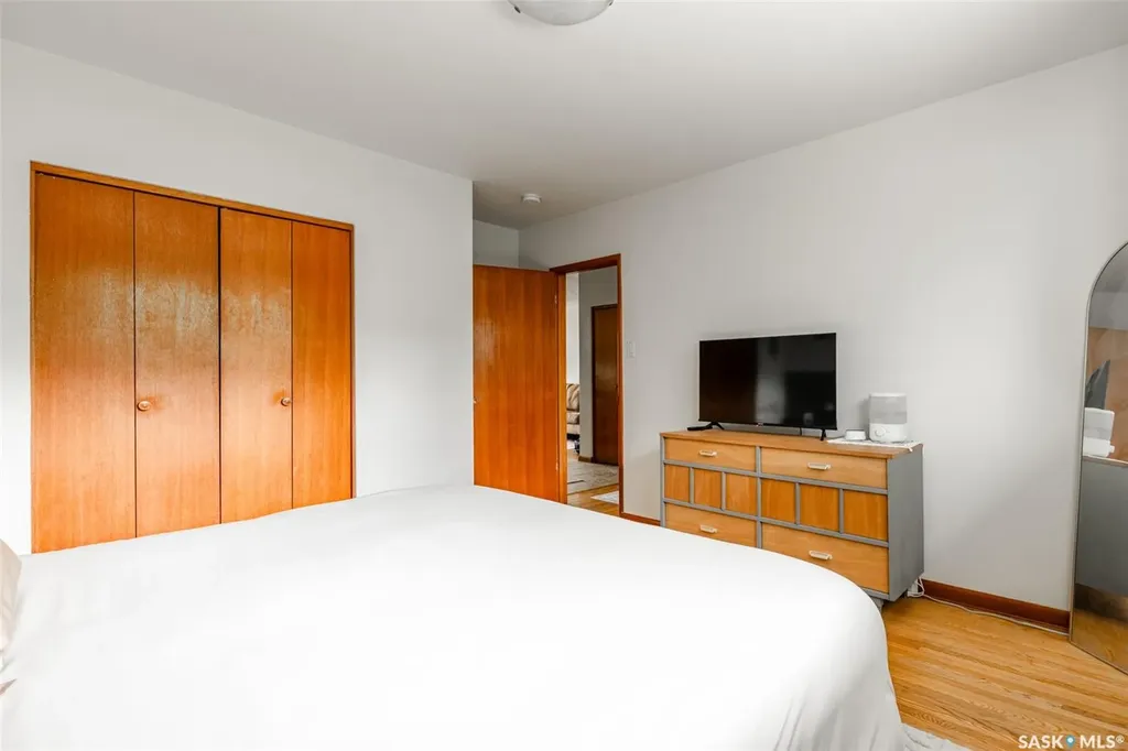 2504 14th Street NE Saskatoon SK S7K 3J8