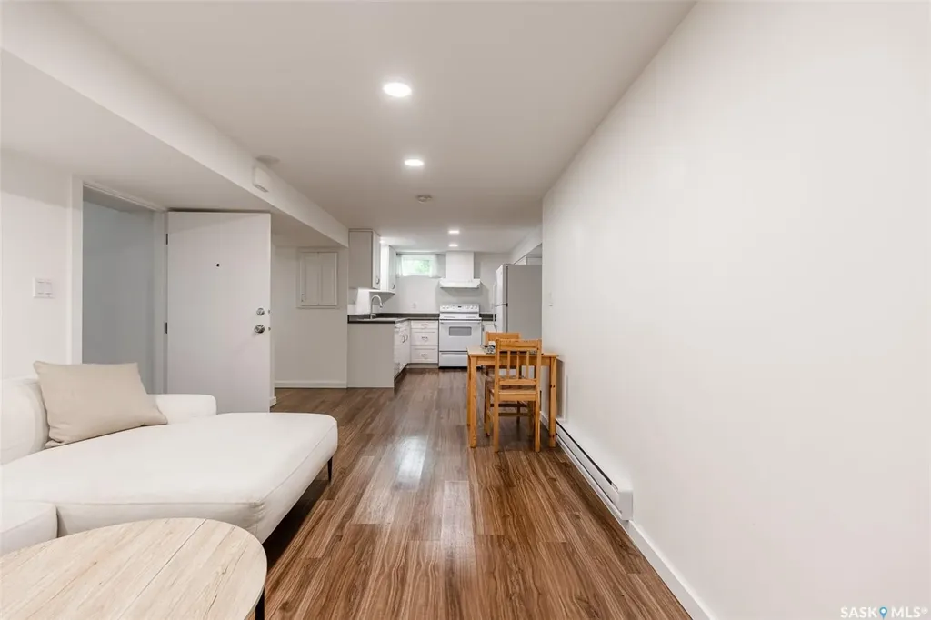 2504 14th Street NE Saskatoon SK S7K 3J8
