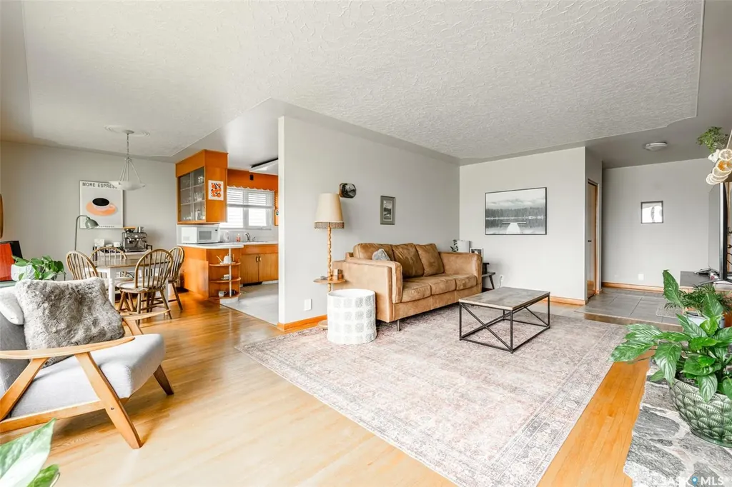 2504 14th Street NE Saskatoon SK S7K 3J8