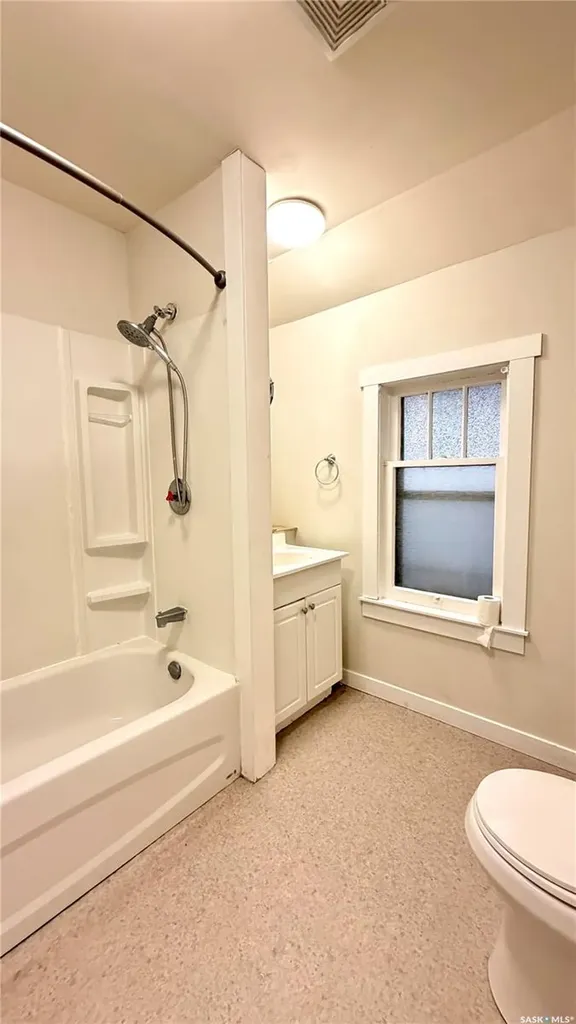 3312 Victoria Avenue Regina SK S4T 1L6