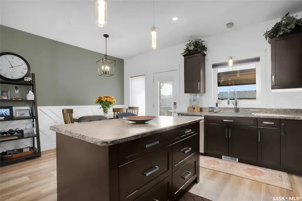 922 Rockhill Lane Martensville SK S0K 0A2