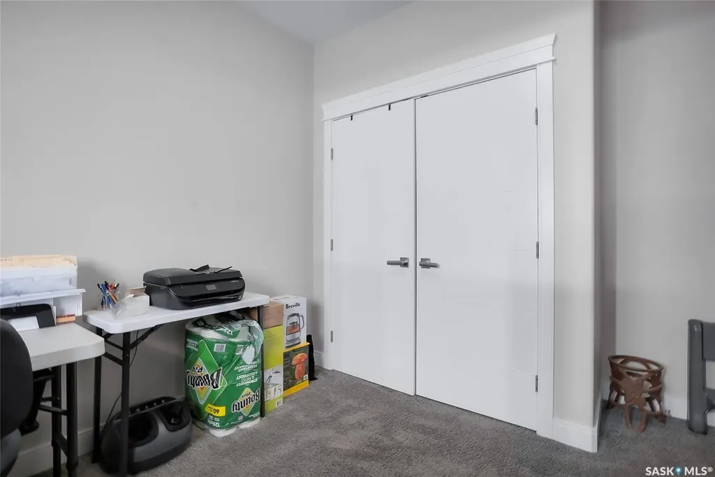 922 Rockhill Lane Martensville SK S0K 0A2