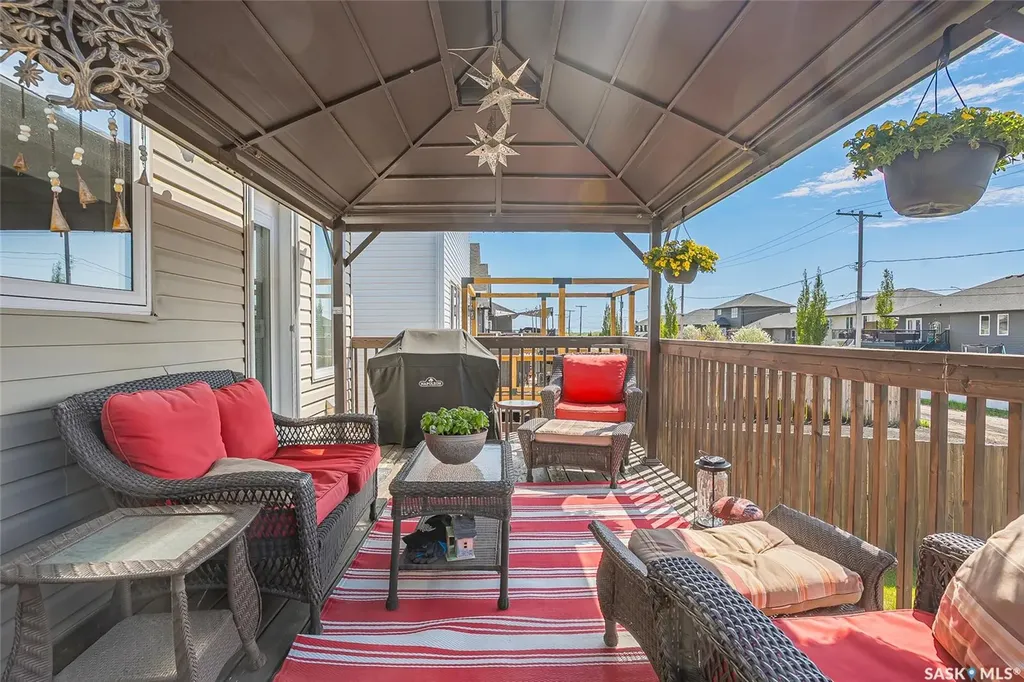 922 Rockhill Lane Martensville SK S0K 0A2
