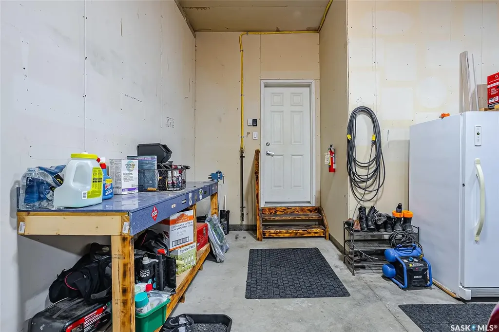 922 Rockhill Lane Martensville SK S0K 0A2