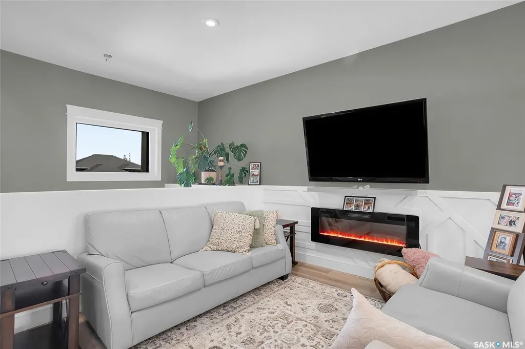 922 Rockhill Lane Martensville SK S0K 0A2