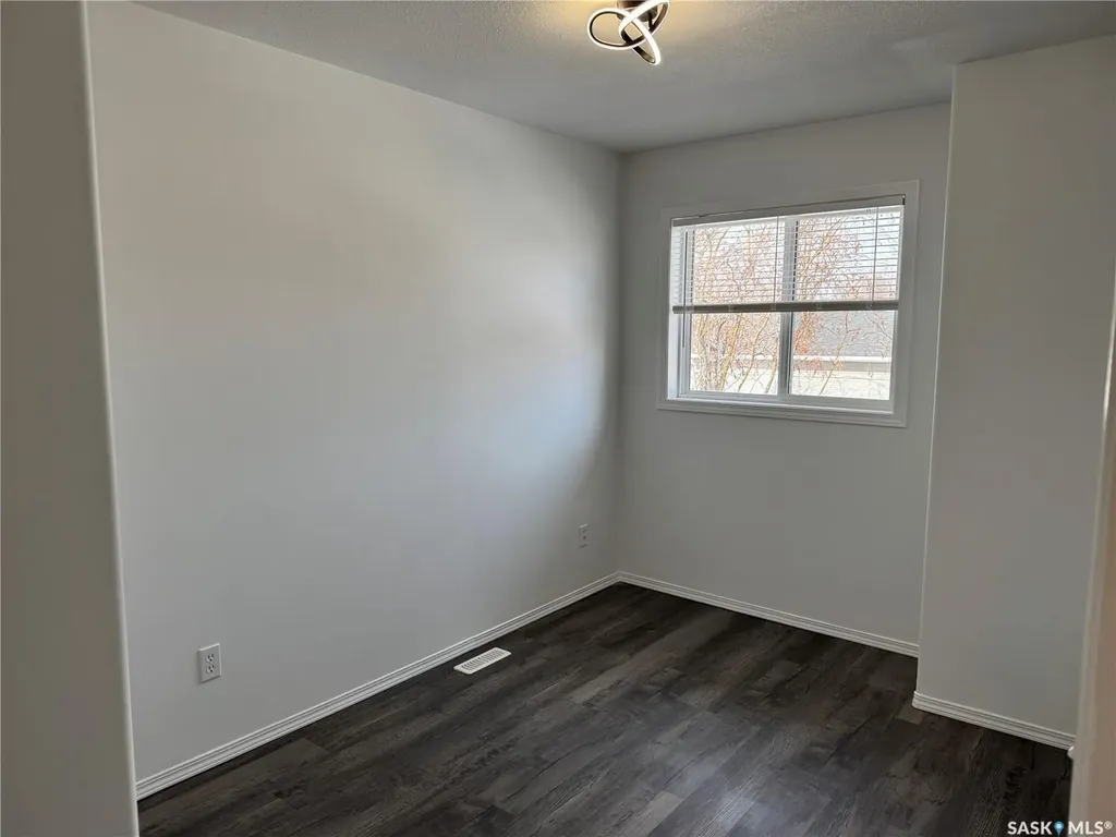 802 K Avenue N Saskatoon SK S7L 2N1