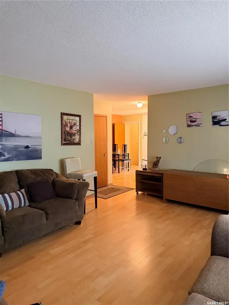 512 Mcnab Street Burstall SK S0N 0H0