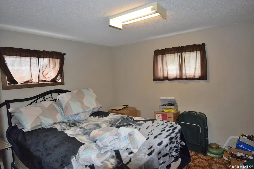 579 25th Street E Prince Albert SK S6V 1T4