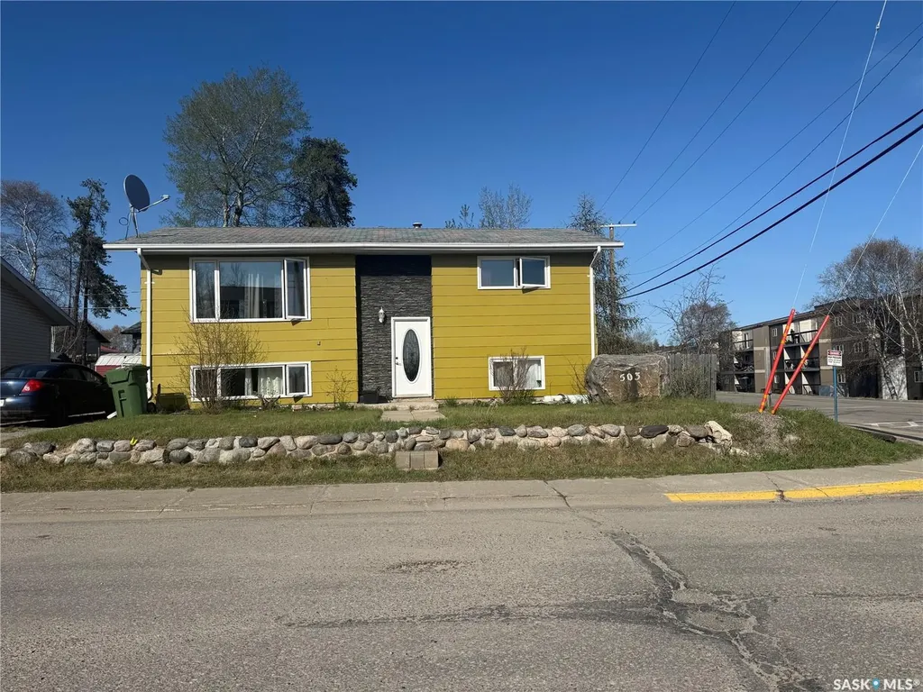503 Cook Crescent La Ronge SK S0J 1L0