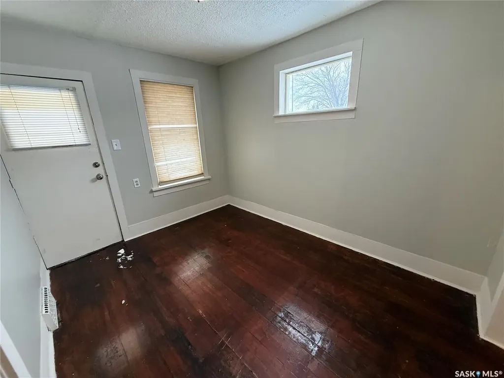 485 12th Street E Prince Albert SK S6V 1C3