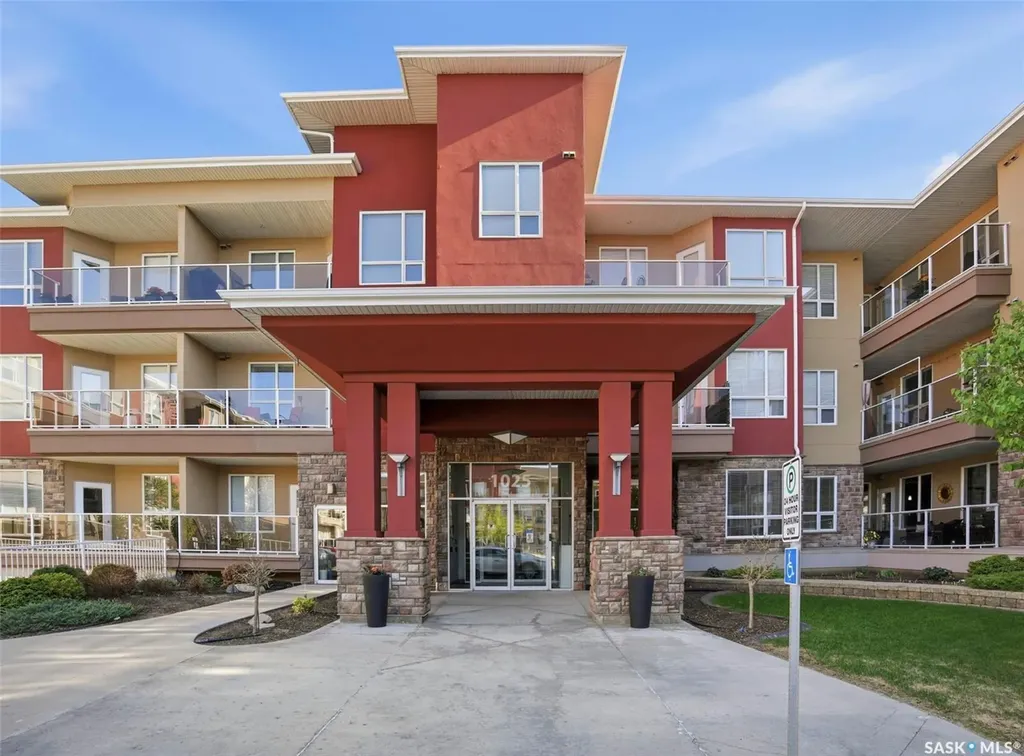1025 Moss Avenue Saskatoon SK S7H 4C7