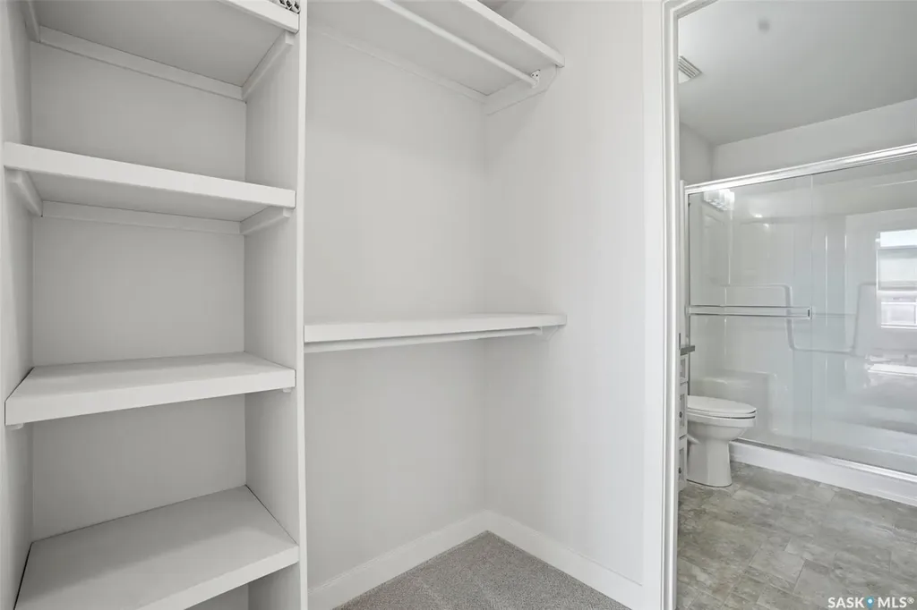 1025 Moss Avenue Saskatoon SK S7H 4C7
