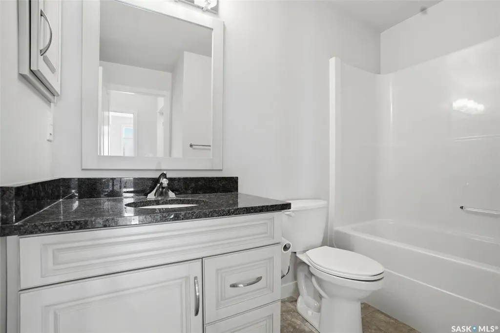 1025 Moss Avenue Saskatoon SK S7H 4C7