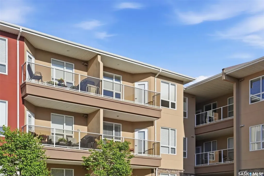 1025 Moss Avenue Saskatoon SK S7H 4C7