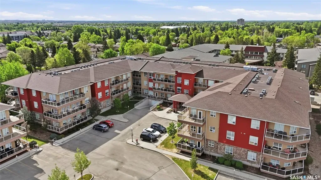 1025 Moss Avenue Saskatoon SK S7H 4C7