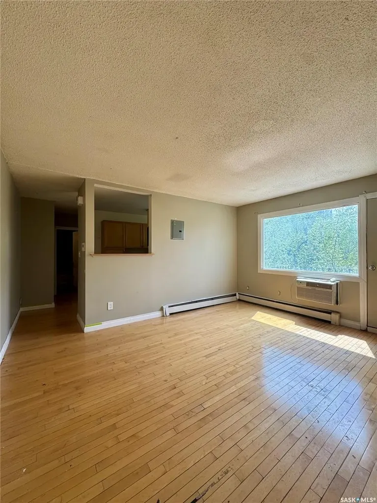 2320 13th Avenue Regina SK S4V 0V7