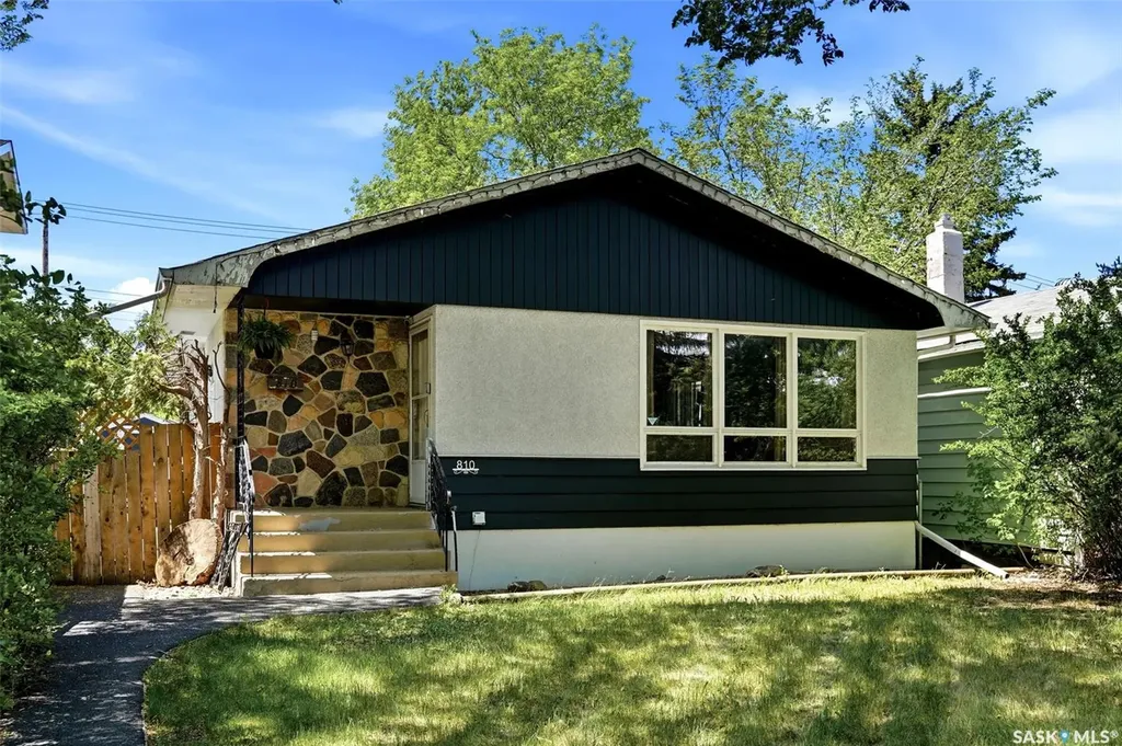 810 Princess Street Regina SK S4T 3X9