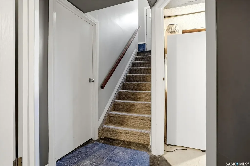 810 Princess Street Regina SK S4T 3X9