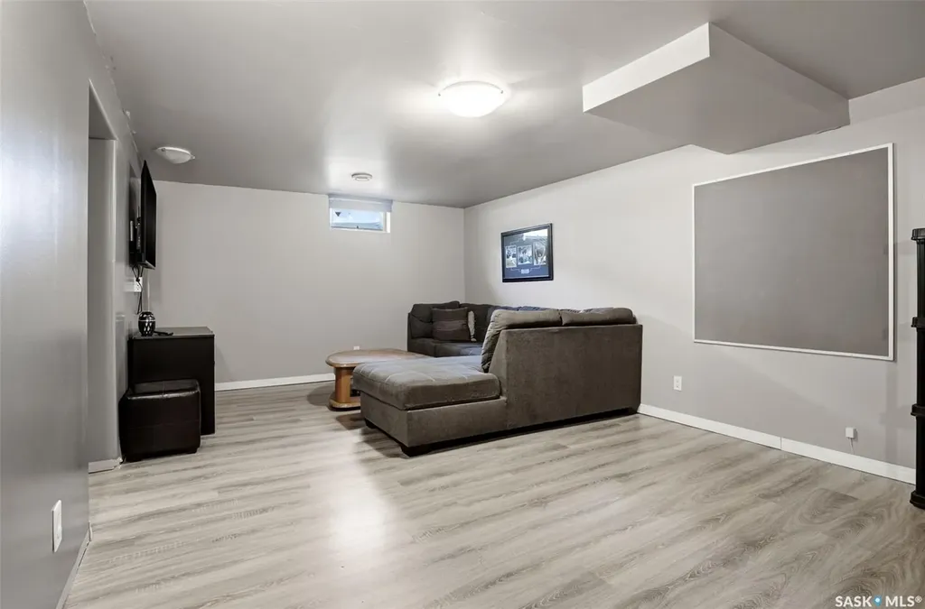 810 Princess Street Regina SK S4T 3X9