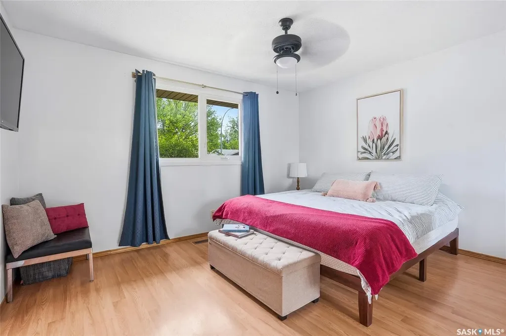 2605 37th Street W Saskatoon SK S7L 4E9
