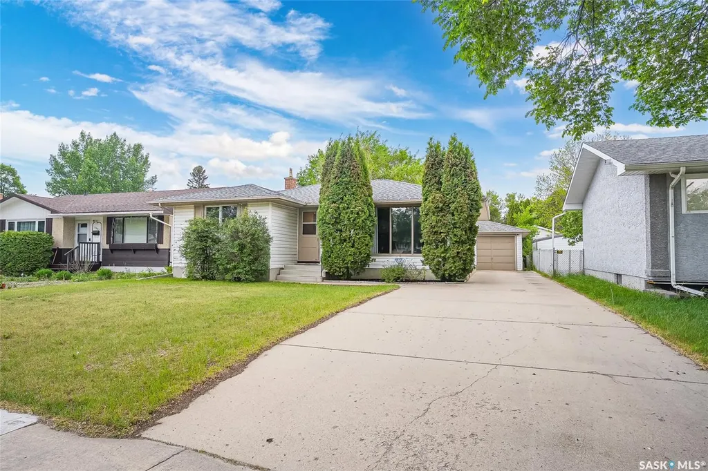 2605 37th Street W Saskatoon SK S7L 4E9