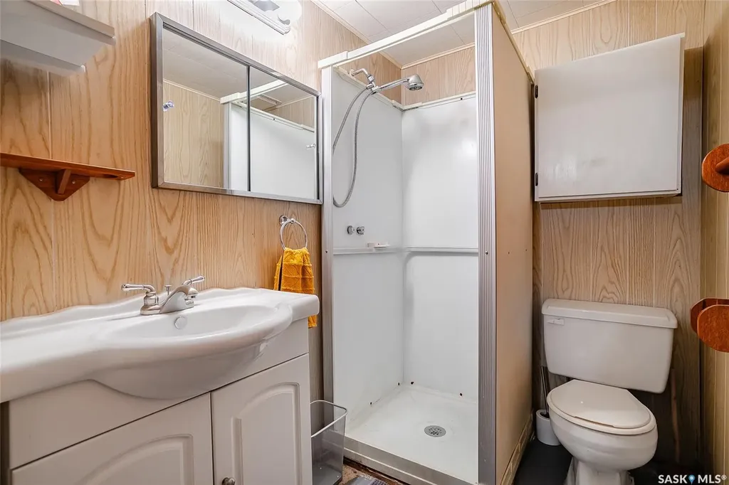 2605 37th Street W Saskatoon SK S7L 4E9
