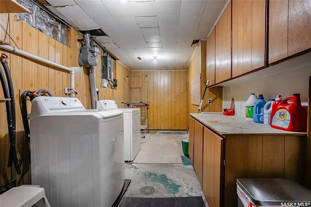 2605 37th Street W Saskatoon SK S7L 4E9