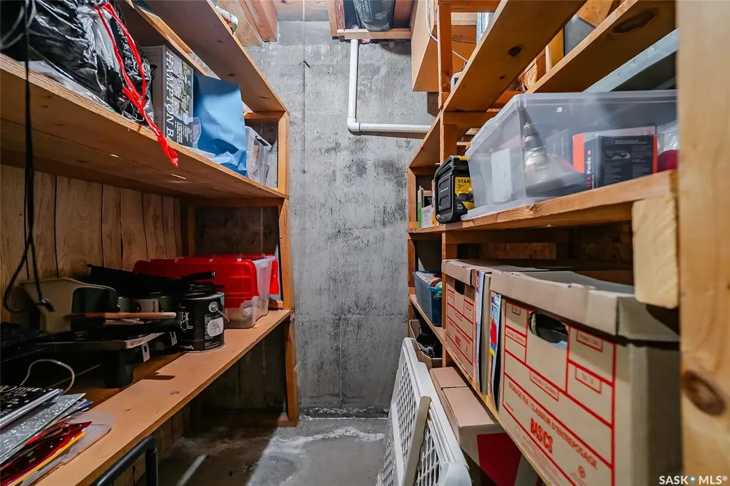 2605 37th Street W Saskatoon SK S7L 4E9