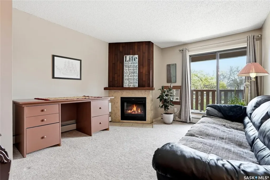 1121 Mckercher Drive Saskatoon SK S7H 5B8