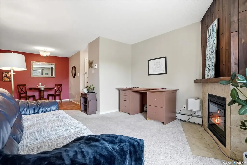 1121 Mckercher Drive Saskatoon SK S7H 5B8