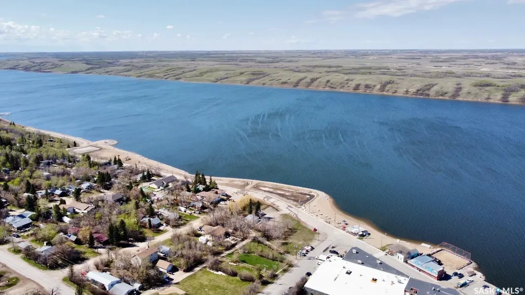 207 Regina Street Manitou Beach SK S0K 4T1