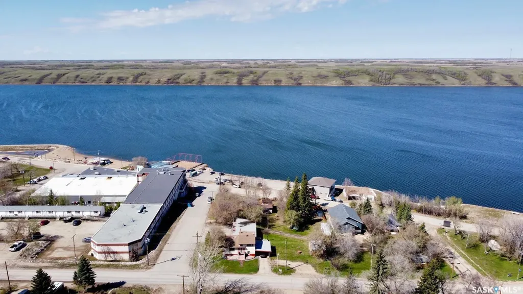 207 Regina Street Manitou Beach SK S0K 4T1