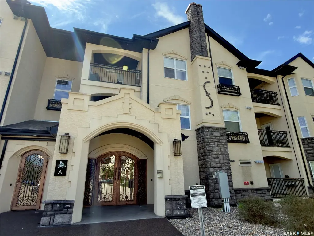 415 Hunter Road Saskatoon SK S7T 1C9