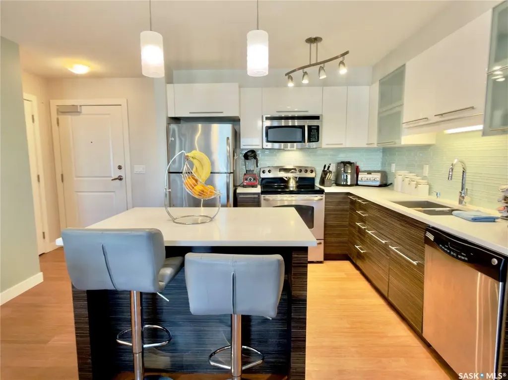 415 Hunter Road Saskatoon SK S7T 1C9